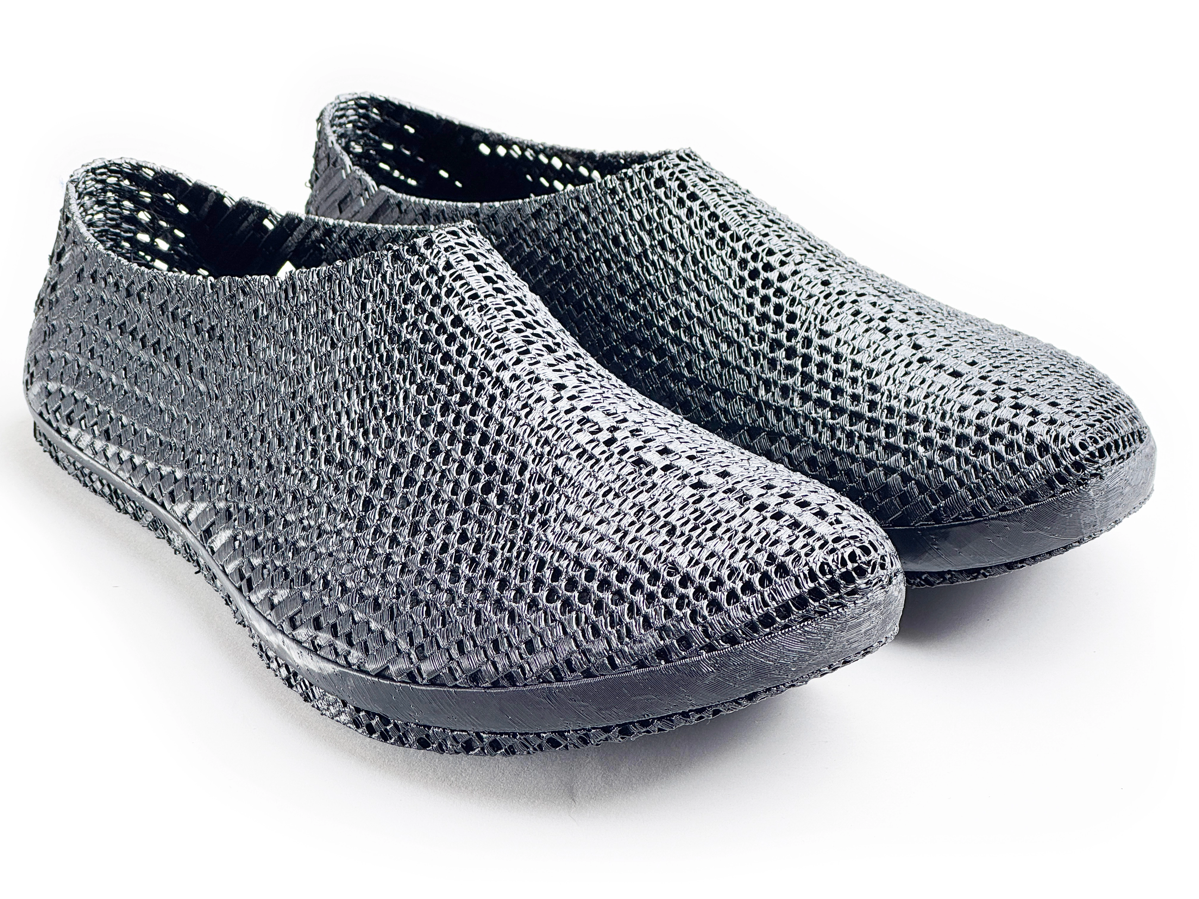 Yume 3d printed shoes conveyor belt printer